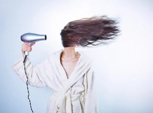 Активные вещества в средствах для поврежденных волос: что искать на этикетке?